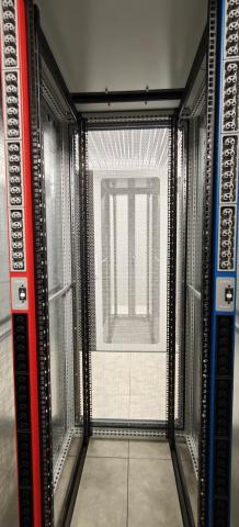 Шкафы 800 на 1200 42U